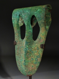 Canaanite bronze battle axe of ???Eyeglasses - Duck Bill?? transitional type.